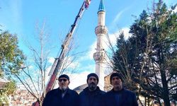 Büyükşehir, Elmalık Camii’nin minare külahını yeniledi