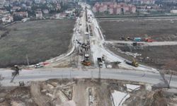 Konya'da Necmettin Erbakan Caddesi'nde yoğun çalışma