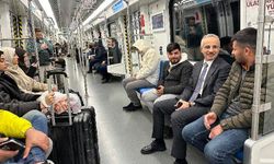 Bakan Uraloğlu Ankara uçağına metroyla ulaştı