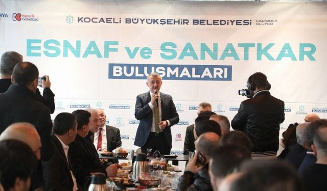 Başkan Büyükakın'dan Gölcük'te esnaf buluşması