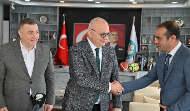 Manisa Büyükşehir Belediyesi'nde yüzler gülüyor