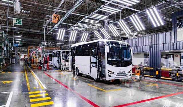 Anadolu Isuzu midibüs ihracatında 20. kez şampiyon